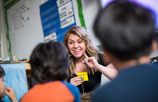 Shadow Theater: A Multisensory Approach to Build Teacher-student Connection